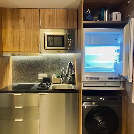 Urbandream Gothic Aartments &